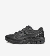New Balance 1906U Triple Black