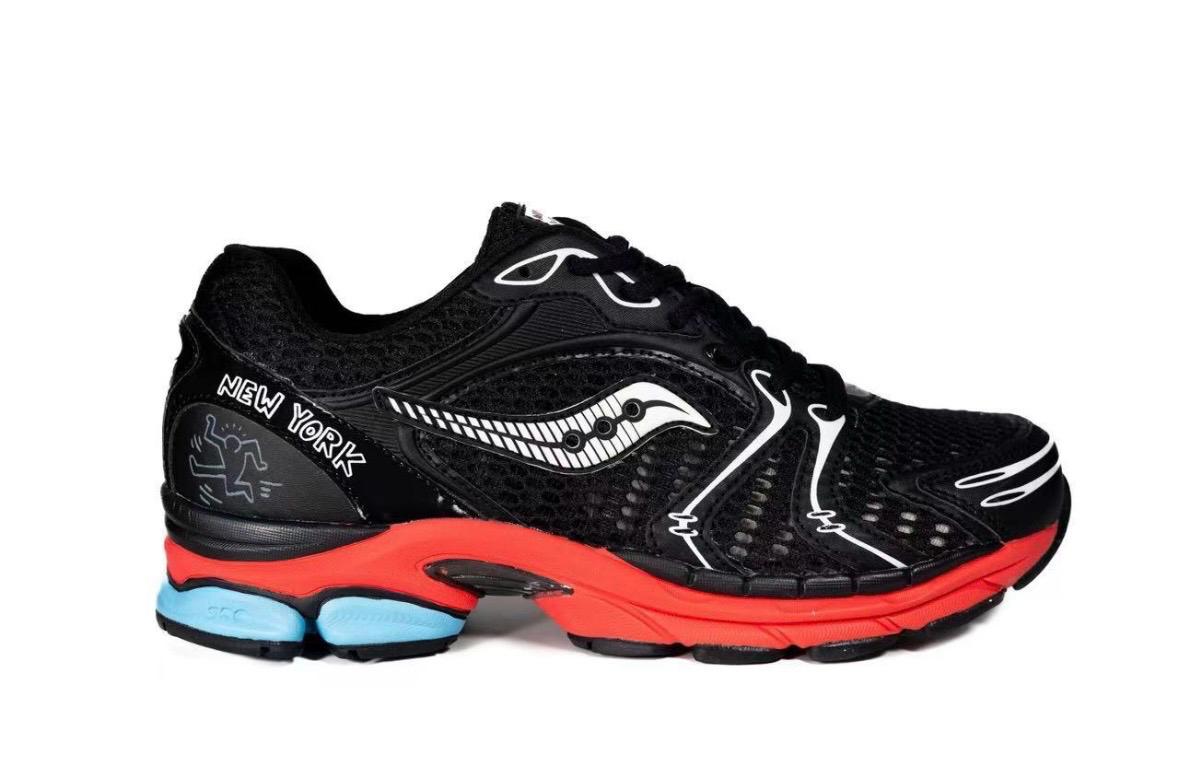 Saucony Progrid Triumph 4 Noir New York