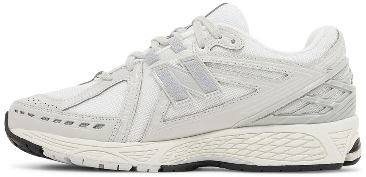 New Balance 1906R Silver Metallic Cream