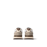 Sneaker Run Away