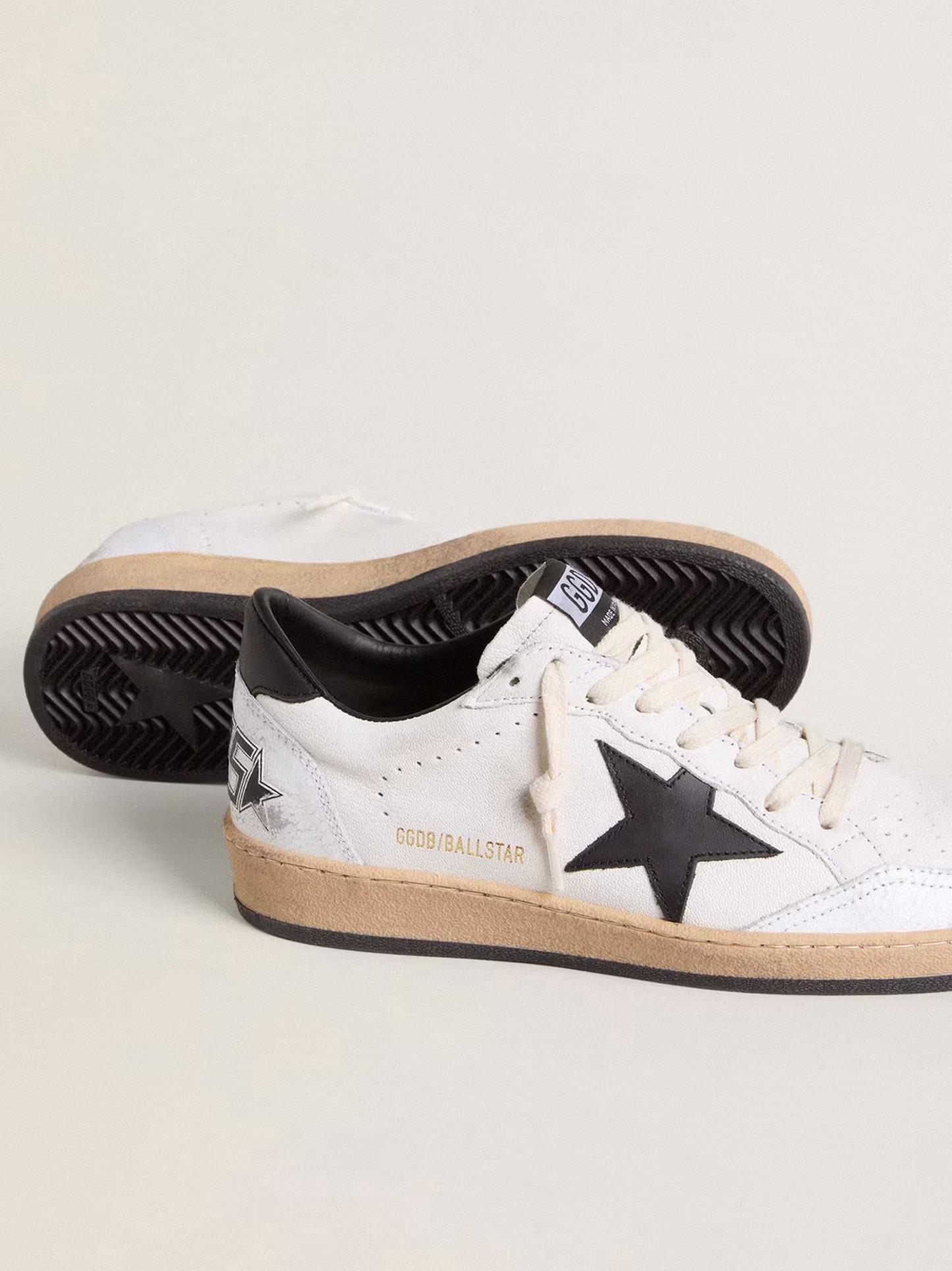 Golden Goose Ball Star Nappa Blanc avec étoile noir
