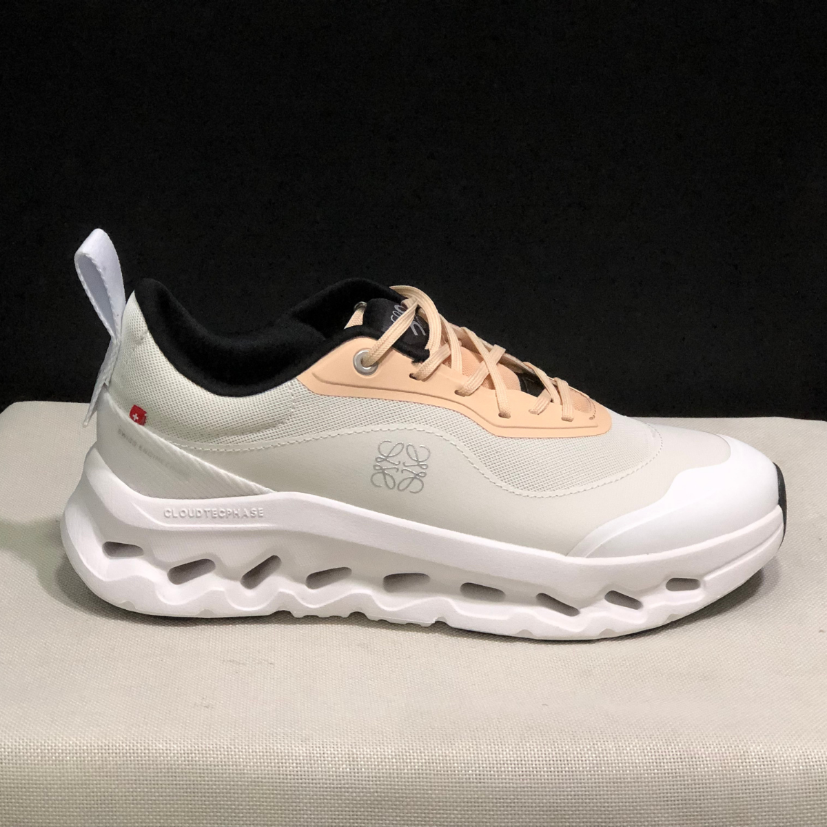 On Running Cloudtilt × Loewe Beige