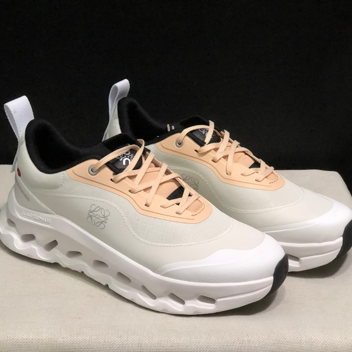 On Running Cloudtilt × Loewe Beige
