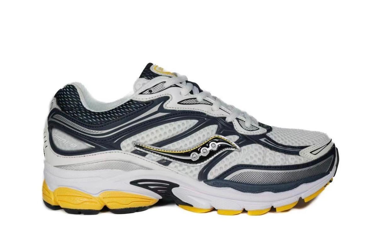 Saucony ProGrid Omni 9 Storm Volt