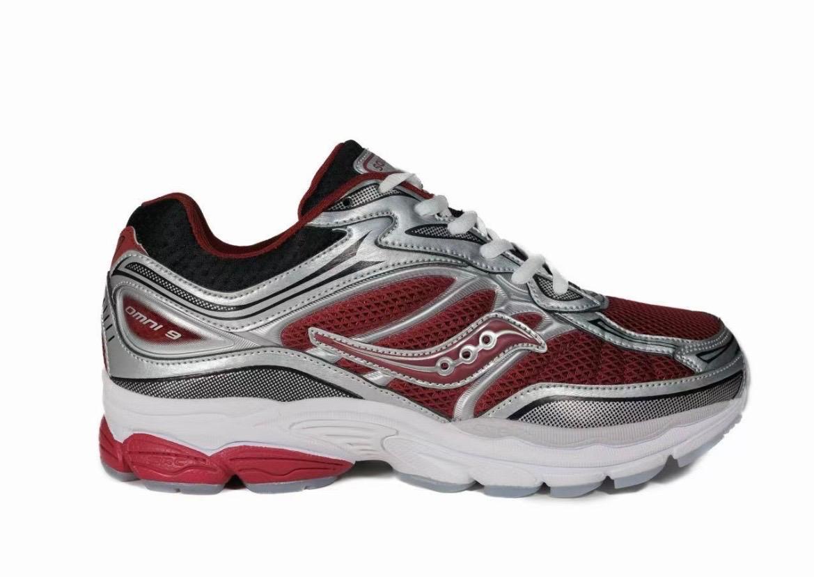 Saucony ProGrid Omni 9 Redline Runner