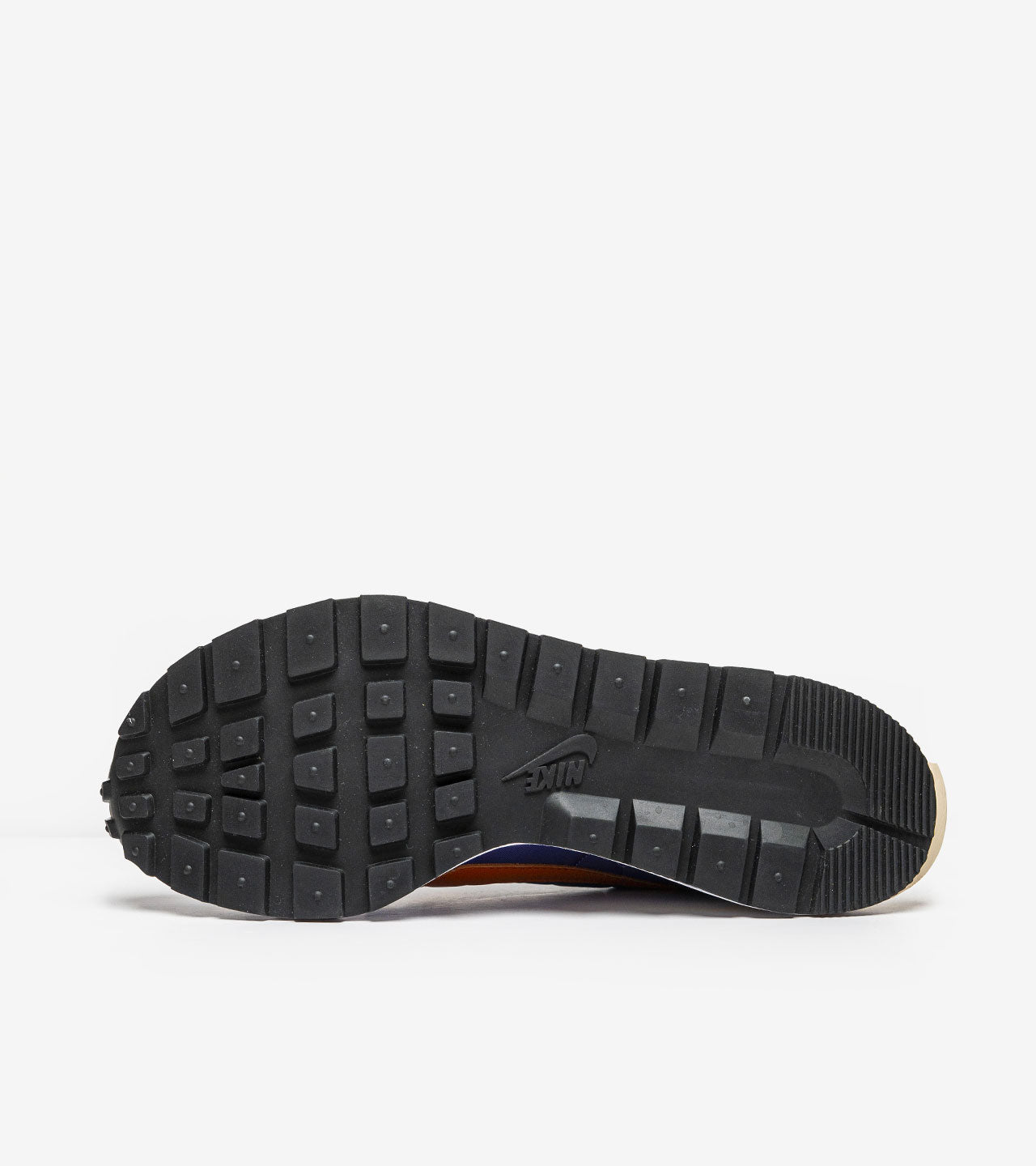 Nike Vaporwaffle sacai Dark Iris