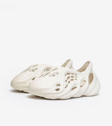 adidas Yeezy Foam RNNR Sand