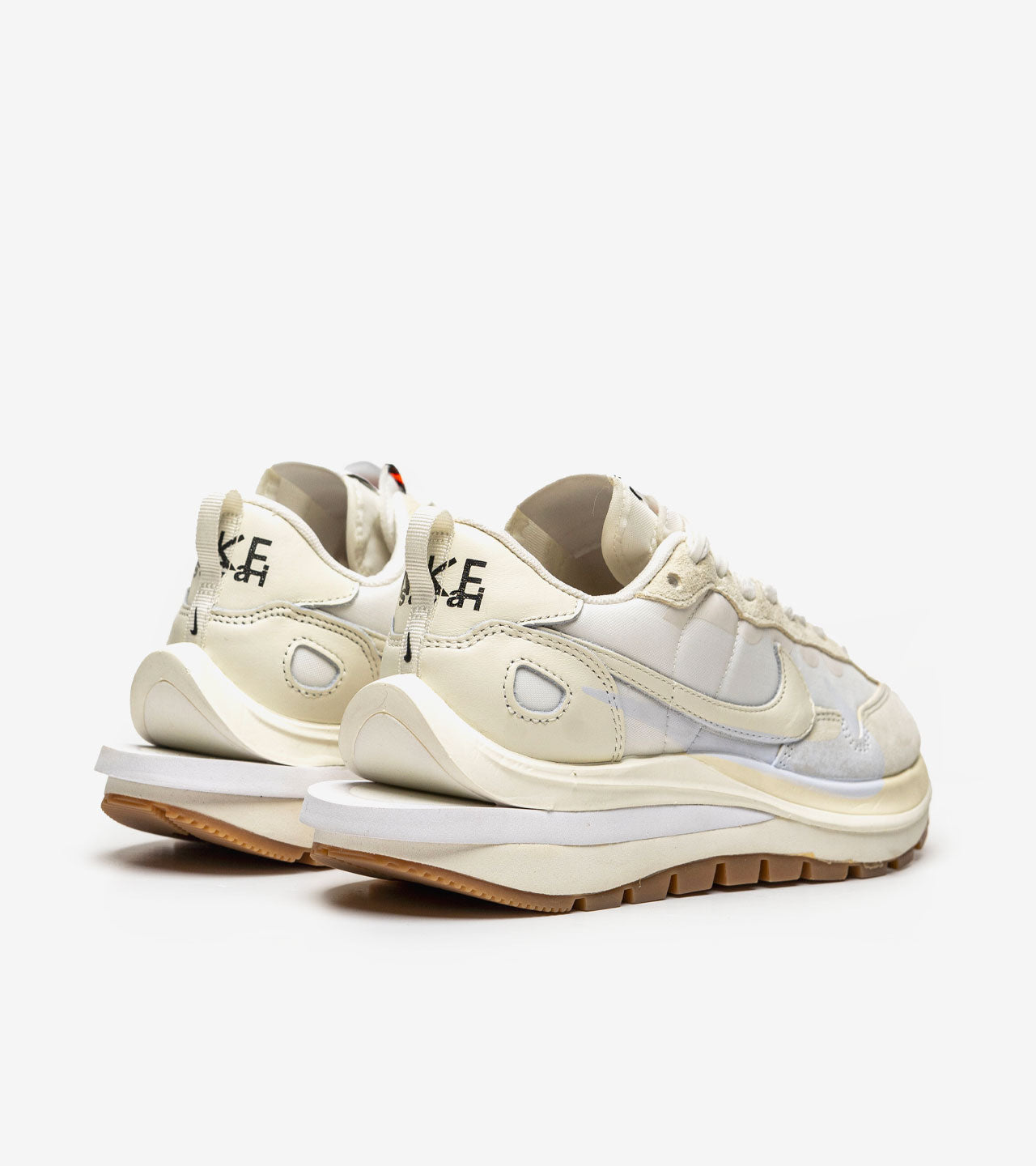 Nike Vaporwaffle sacai Sail Gum
