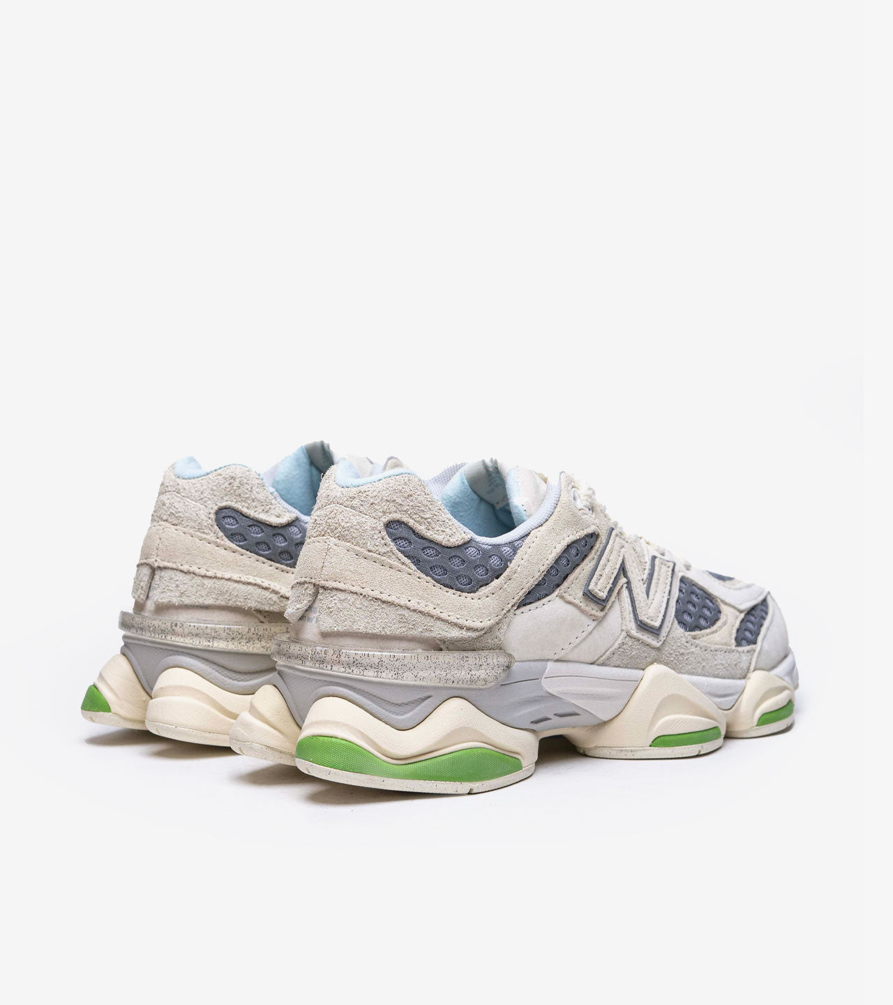 New Balance 9060 Bricks & Wood