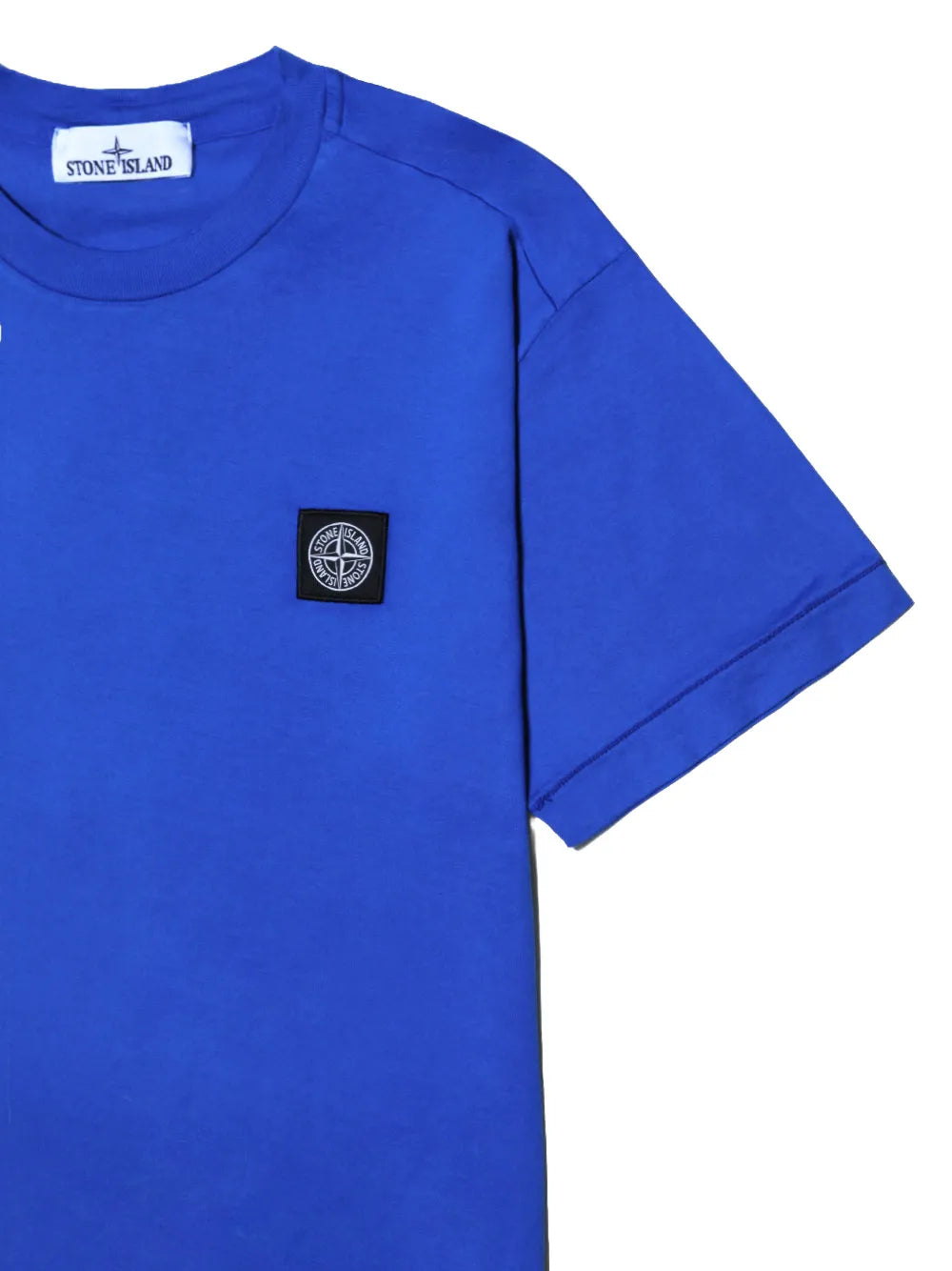 T-shirt stone island