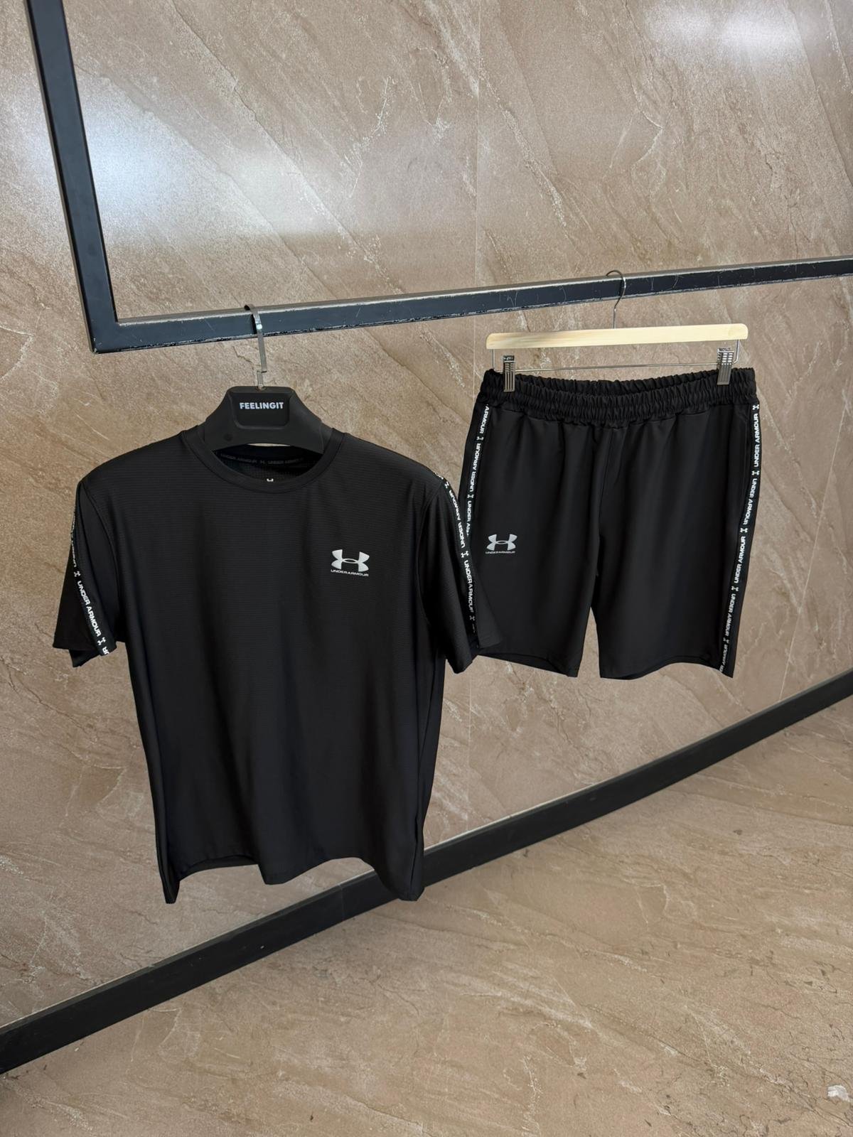 Enesemble été under armour